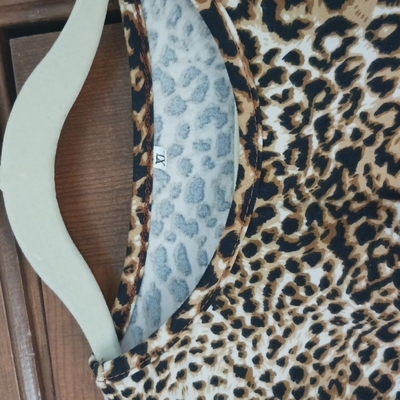 Mom and Daughter Matching Shirts Box 13 - Picture 3 of 4